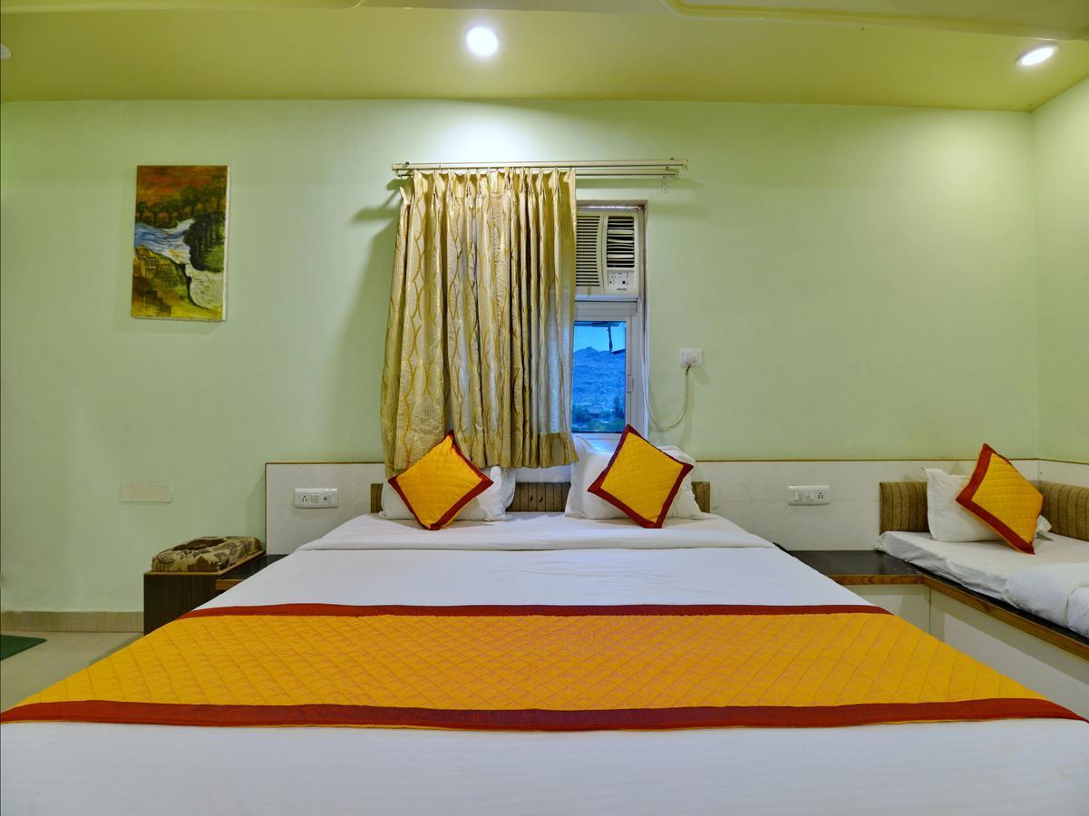Oyo 2061 Hotel New Holiday Inn Ajmer Eksteriør billede