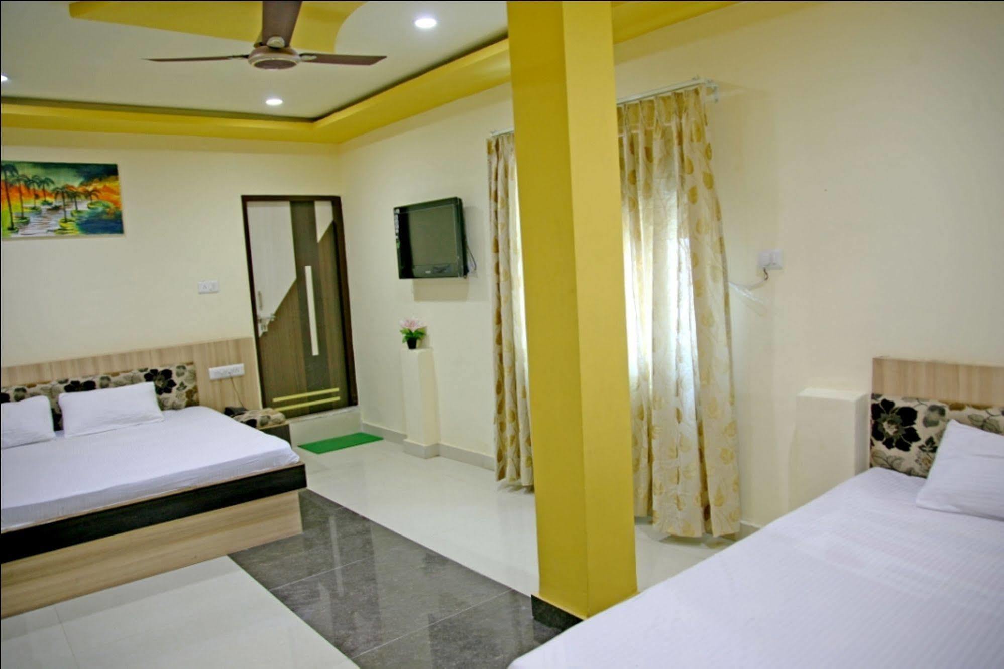 Oyo 2061 Hotel New Holiday Inn Ajmer Eksteriør billede
